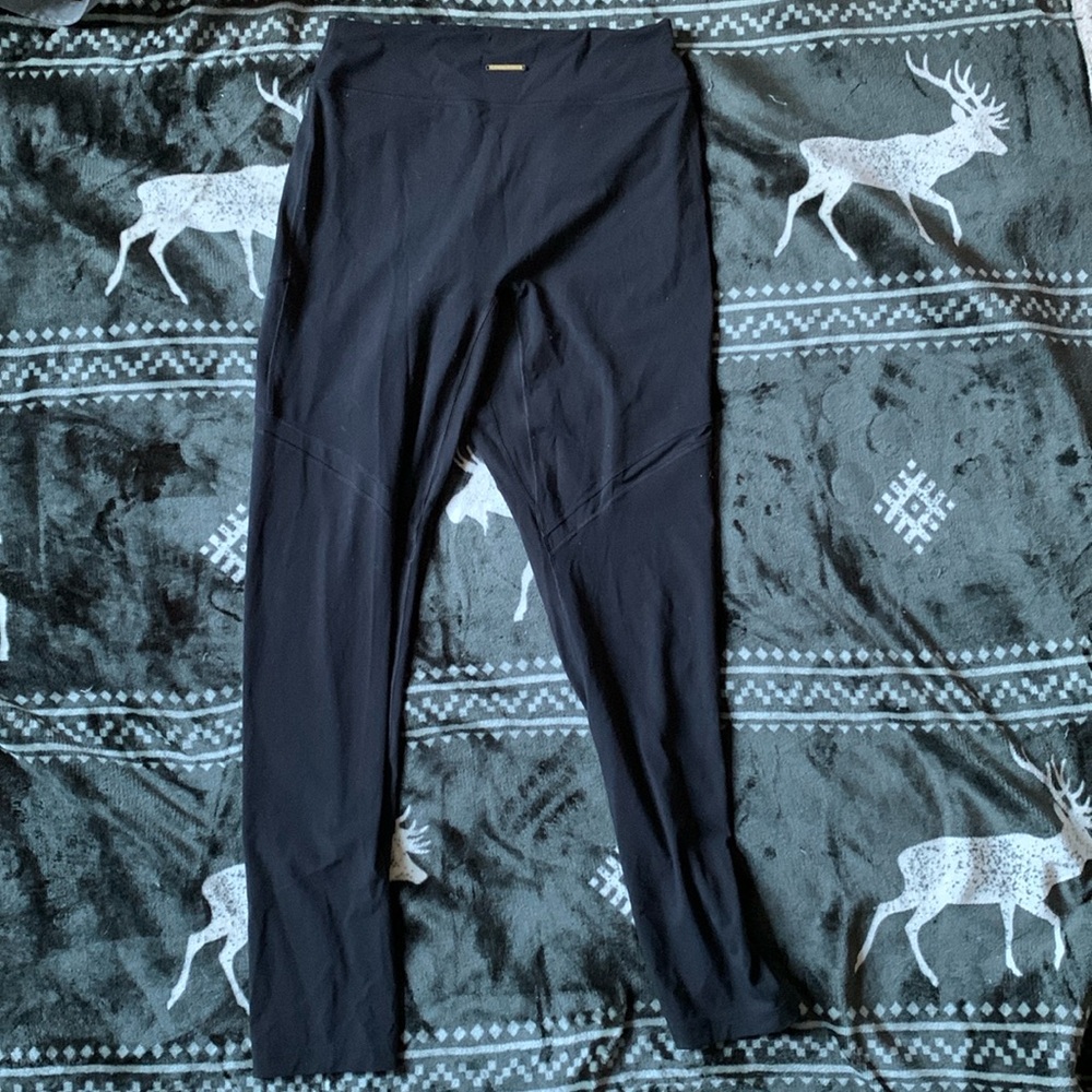 Gymshark Whitney Simmons size L black leggings w/ booty scrunch and mesh detail